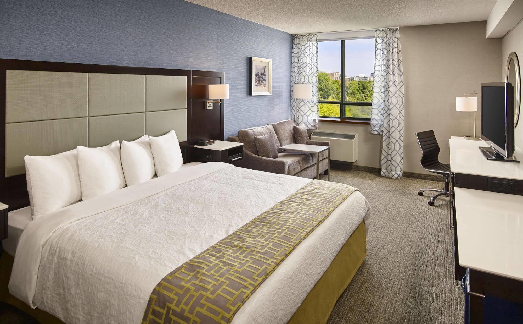 Waterfront Hotel Downtown Burlington Zewnętrze zdjęcie